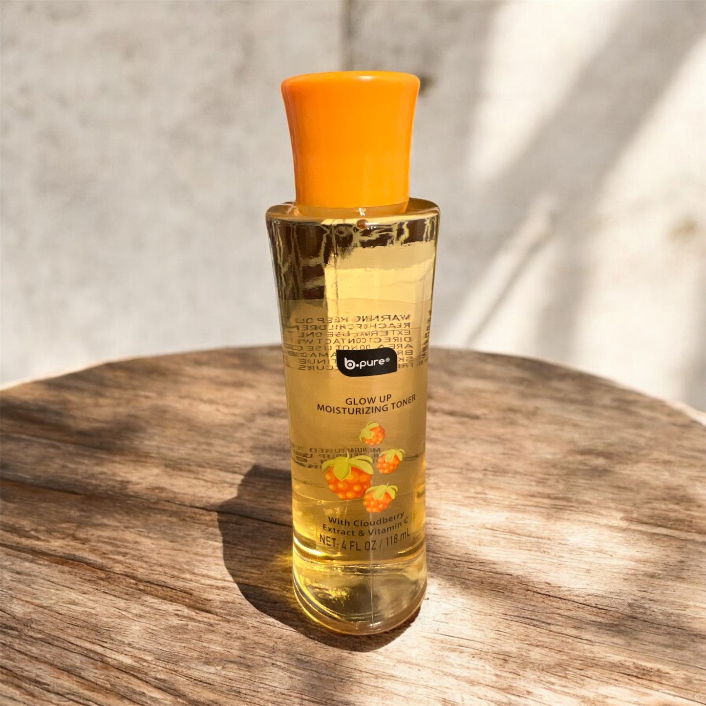 Glow up Moisturizing Toner with Cloudberry extract & Vitamin C