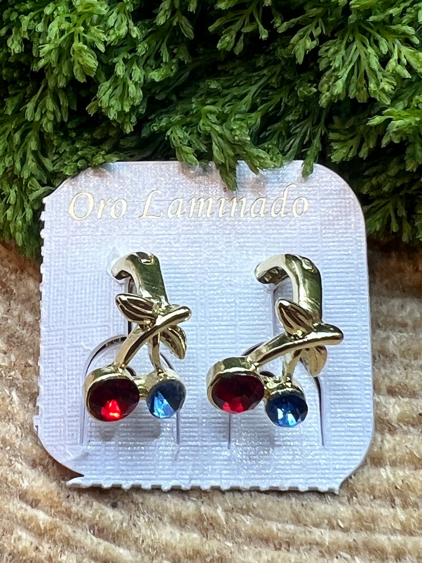 14k Gold Filled Cherry Hoop Earrings/ Oro Laminado 14K